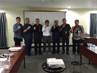 Presentasi Ketua Pengadilan dalam Rangka Desk Evaluasi Zona Integritas Menuju WBK dan WBBM